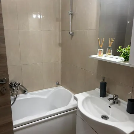 Summerland Marya Apartman Mamaia
